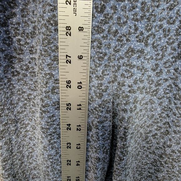 2 Piece Splendid Blue Gray Leopard Long Sleeve Pajama Set Super Comfy M - Picture 12 of 12
